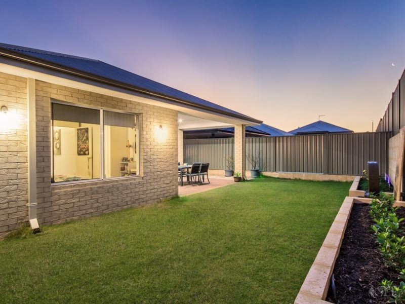7 Egerton Road, Parmelia WA 6167