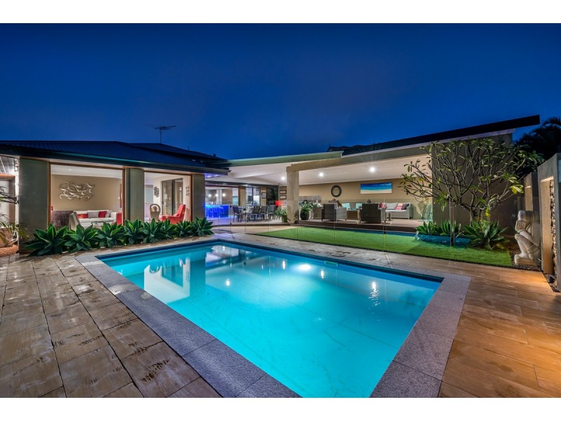 26 Tees Court, Mindarie WA 6030