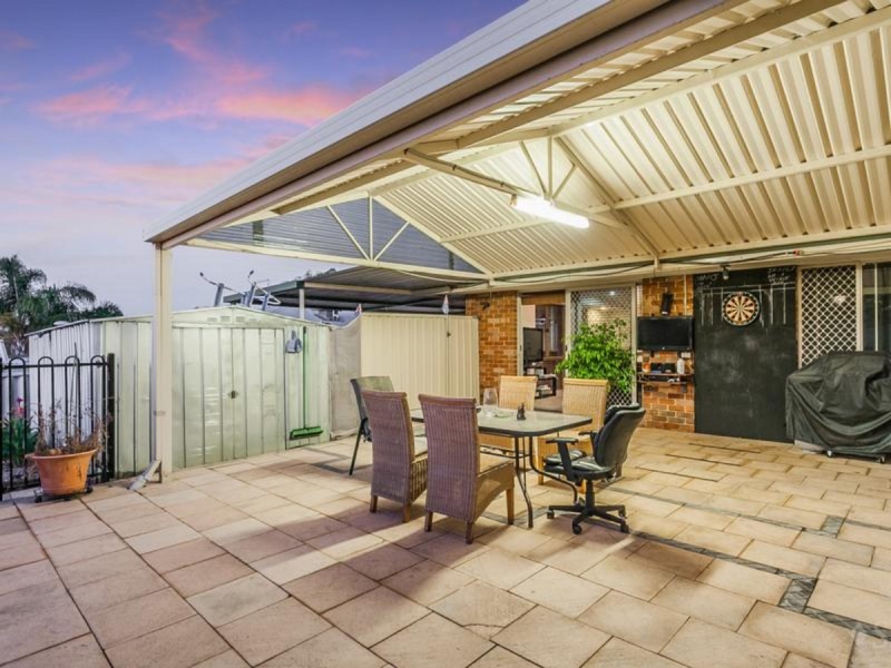 11 Werloo Court, Leda WA 6170