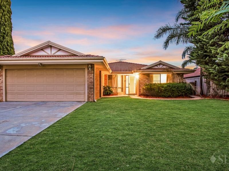 24 Mallina Circuit, Carramar WA 6031