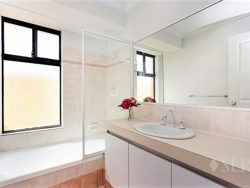 3/19 Currong Way, Nollamara WA 6061