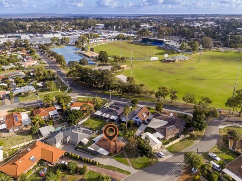 1 Coombs Place, Mandurah WA 6210
