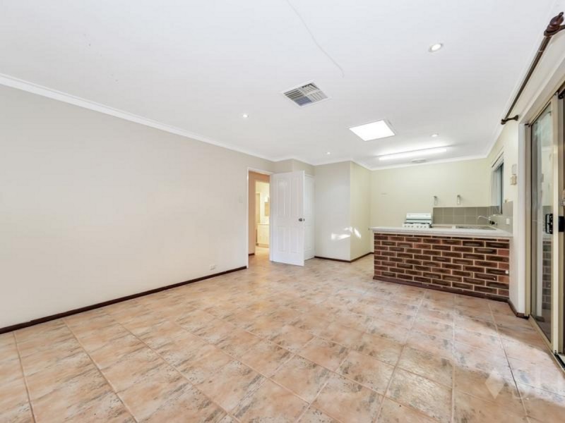 1 Coombs Place, Mandurah WA 6210