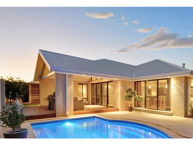 20 Toledo Drive, Hocking WA 6065