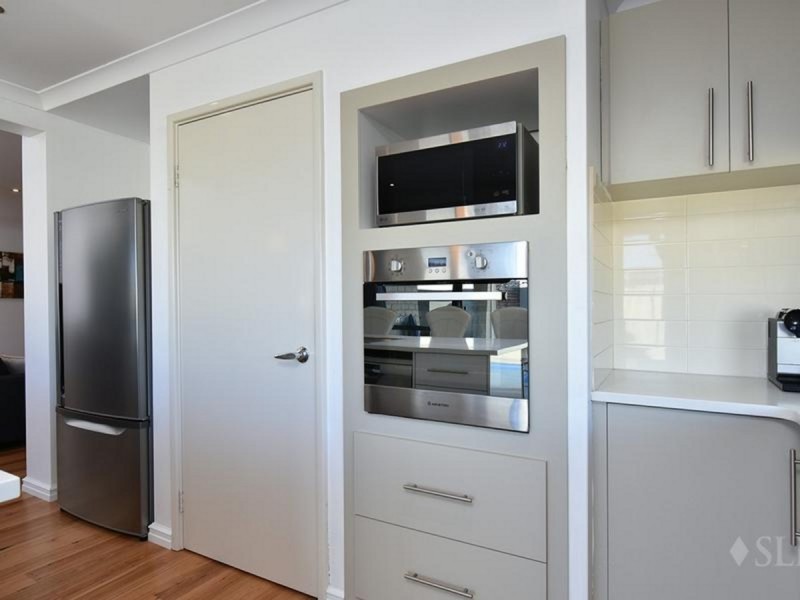 20 Toledo Drive, Hocking WA 6065