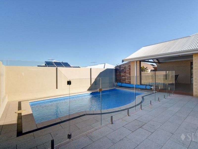 20 Toledo Drive, Hocking WA 6065