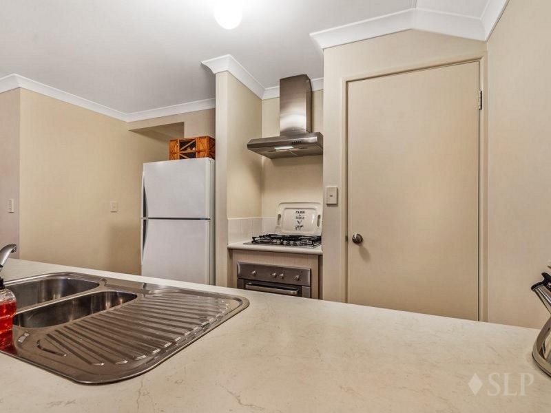 15 Bentham Turn, Banksia Grove WA 6031