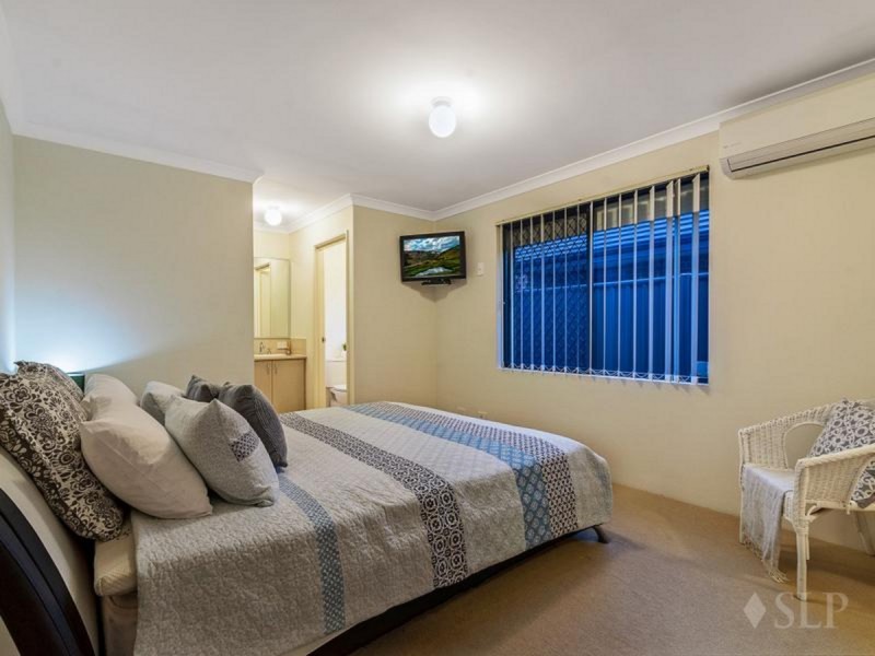 15 Bentham Turn, Banksia Grove WA 6031