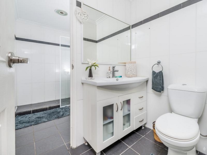 4 Balliol Elbow, Kinross WA 6028