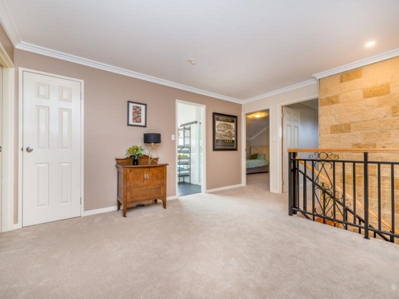 4 Balliol Elbow, Kinross WA 6028