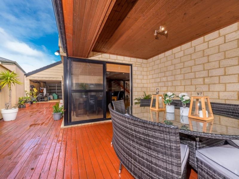 4 Balliol Elbow, Kinross WA 6028