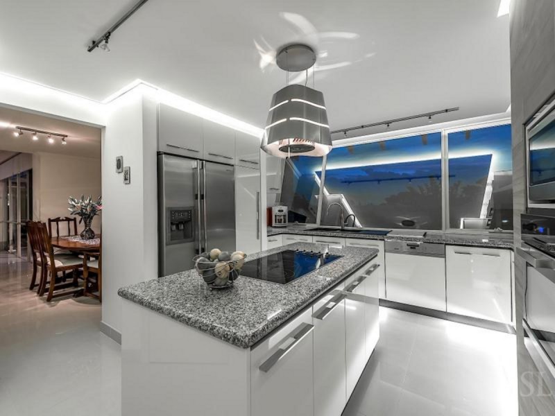 11 Queenscliff Court, Kallaroo WA 6025