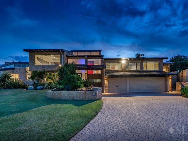 11 Queenscliff Court, Kallaroo WA 6025