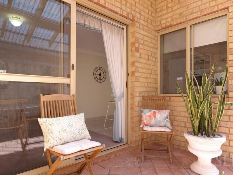 3/185 Kitchener Road, Alfred Cove WA 6154