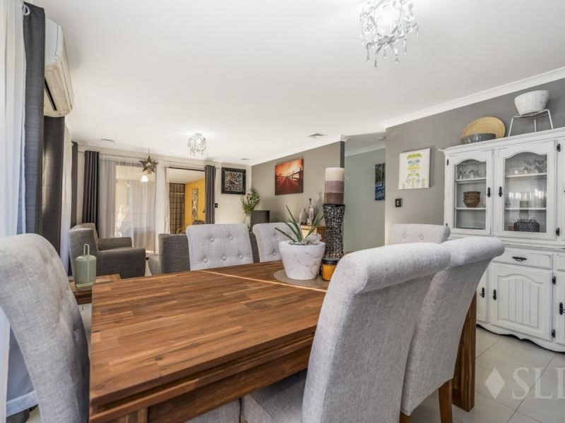 33 Dowerin Circuit, Lakelands WA 6180