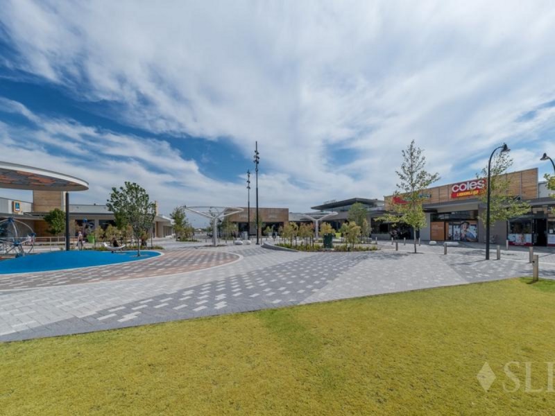 33 Dowerin Circuit, Lakelands WA 6180