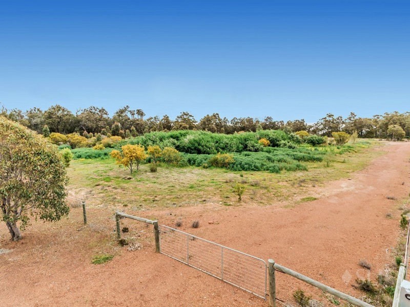 39 Observation Circle, Bedfordale WA 6112