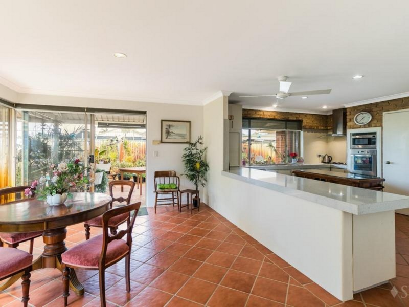 14 The Mews, Kardinya WA 6163