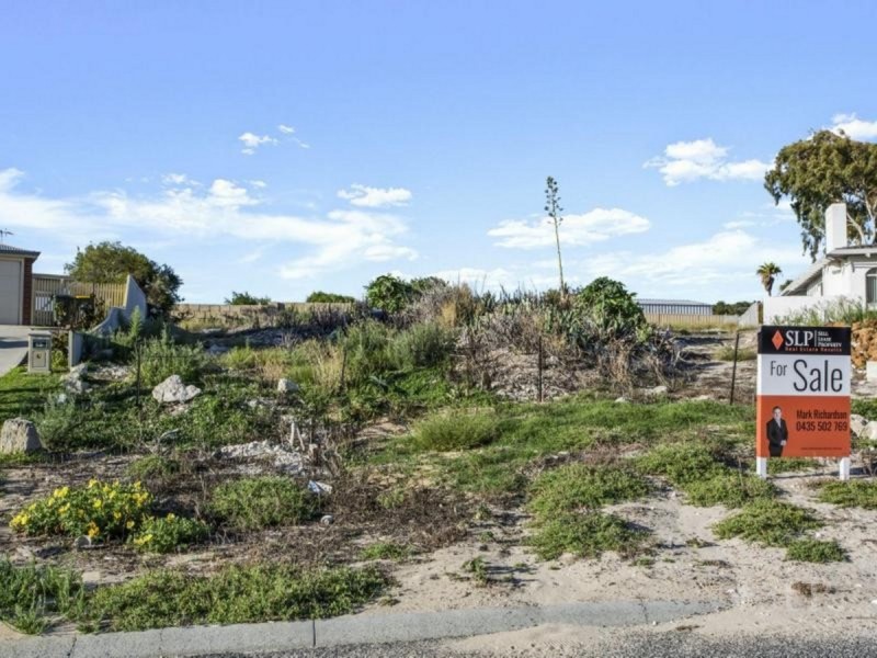 16 Galleon Place, Yanchep WA 6035