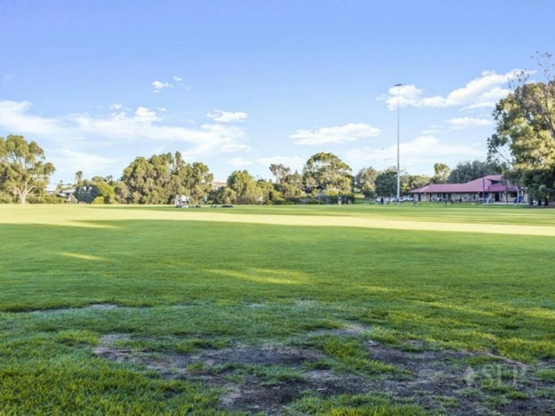 16 Galleon Place, Yanchep WA 6035