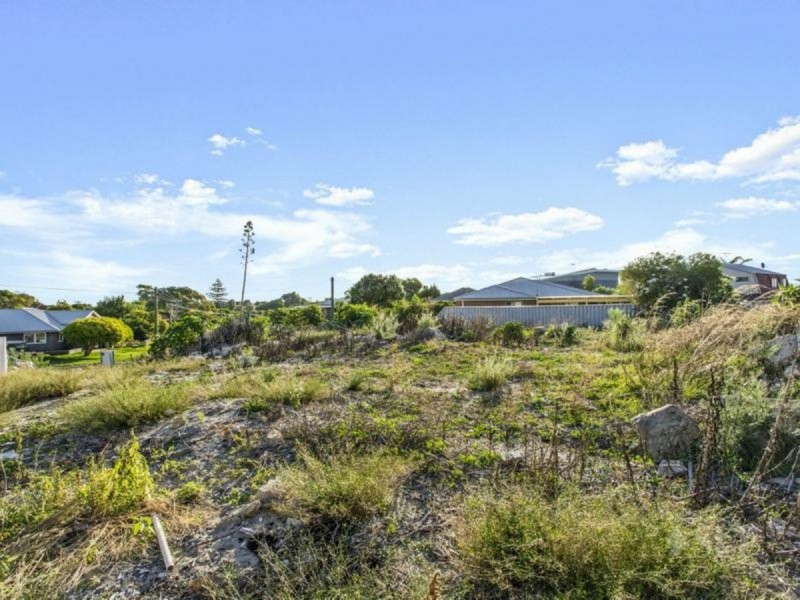 16 Galleon Place, Yanchep WA 6035