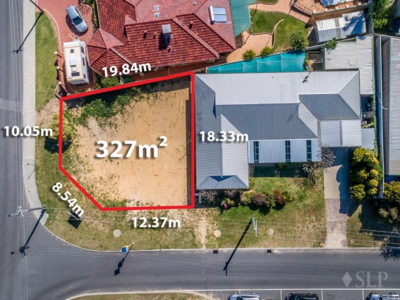 17 Mindarie Drive, Quinns Rocks WA 6030