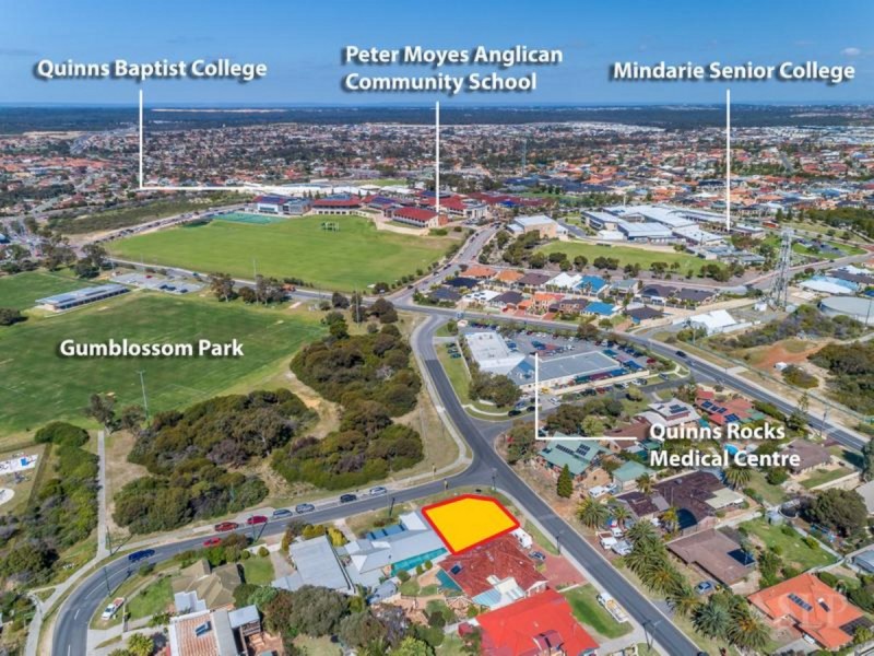 17 Mindarie Drive, Quinns Rocks WA 6030