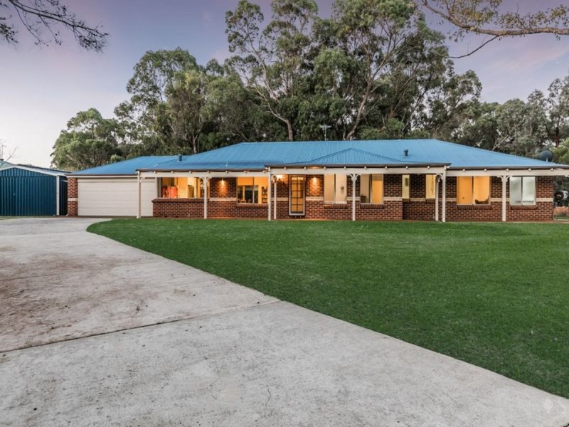 8 Oak Way, Baldivis WA 6171