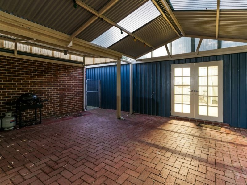 8 Oak Way, Baldivis WA 6171