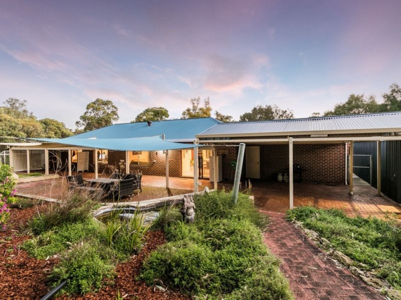 8 Oak Way, Baldivis WA 6171