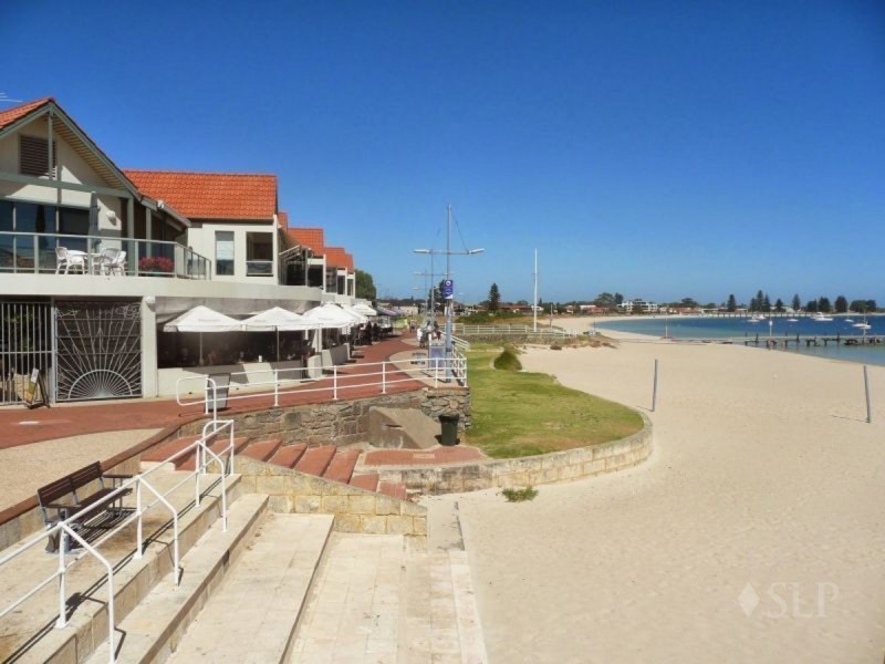 121 Parkin Street, Rockingham WA 6168