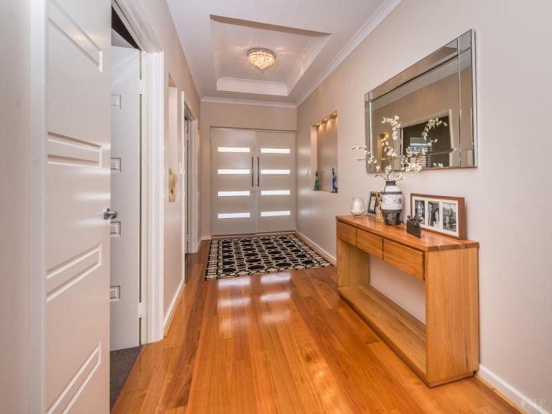 5 Berrington Pass, Quinns Rocks WA 6030