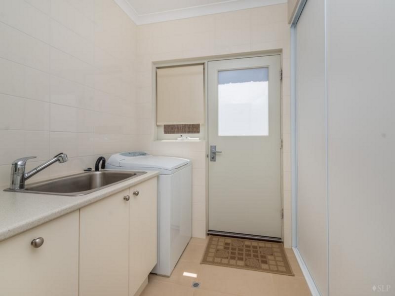 5 Berrington Pass, Quinns Rocks WA 6030
