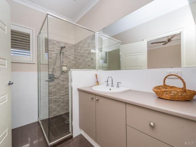 5 Berrington Pass, Quinns Rocks WA 6030