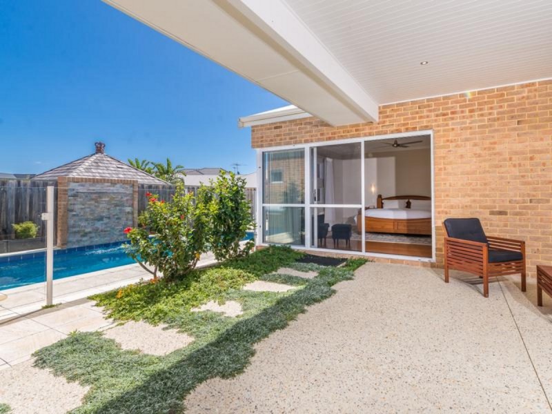 5 Berrington Pass, Quinns Rocks WA 6030