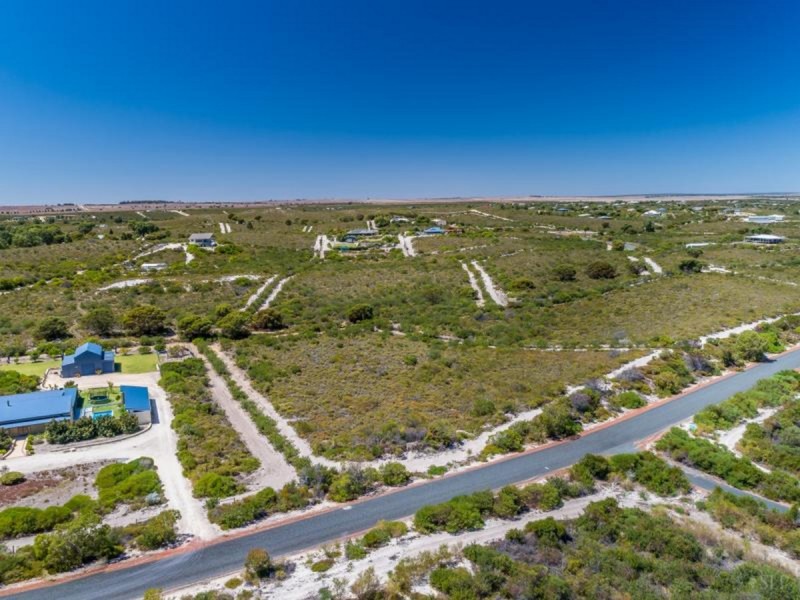 309 Pindari Place, Karakin WA 6044