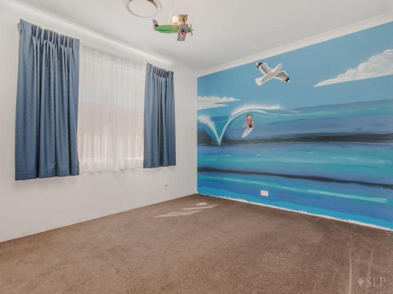 24 Sorrento Turn, Secret Harbour WA 6173