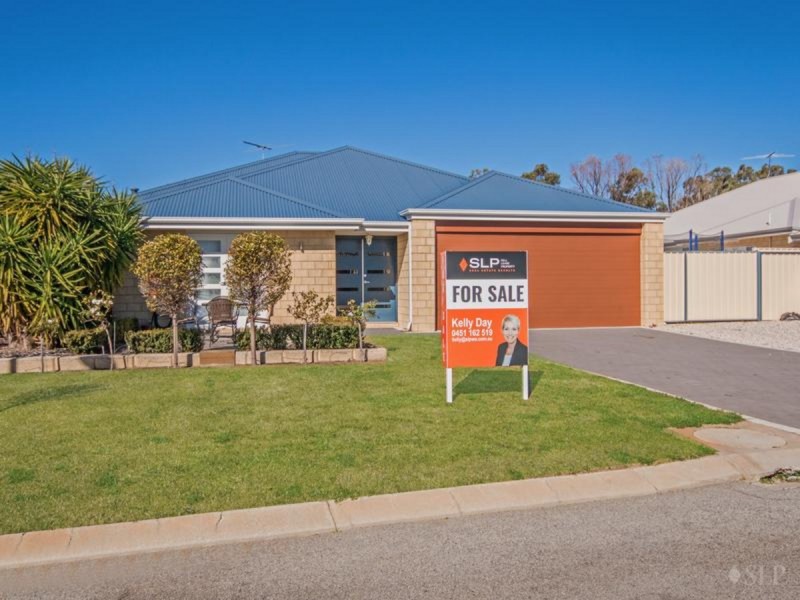 24 Sorrento Turn, Secret Harbour WA 6173