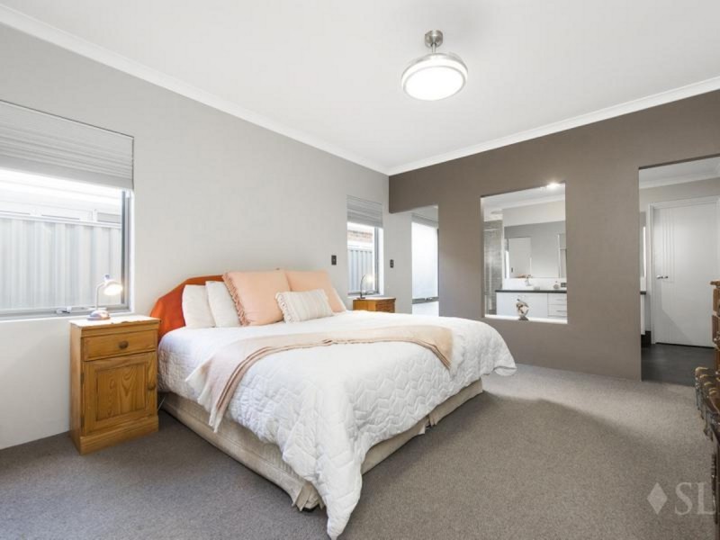 31 Carmen Circuit, The Vines WA 6069