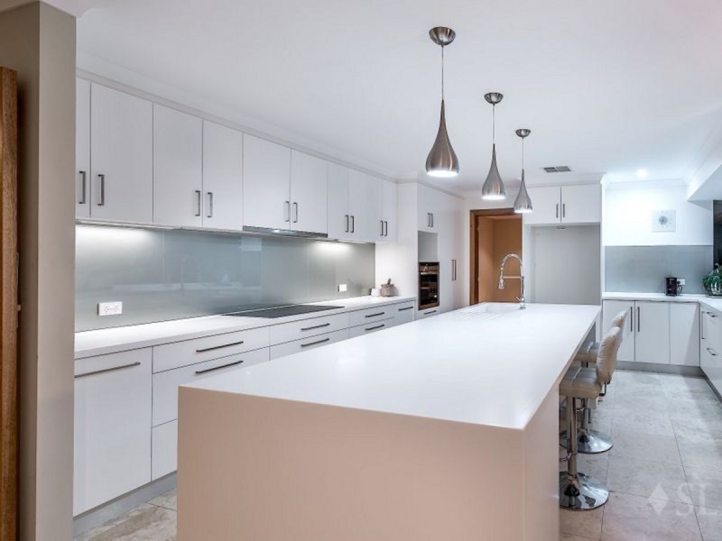 16 Harbour Town Heights, Connolly WA 6027