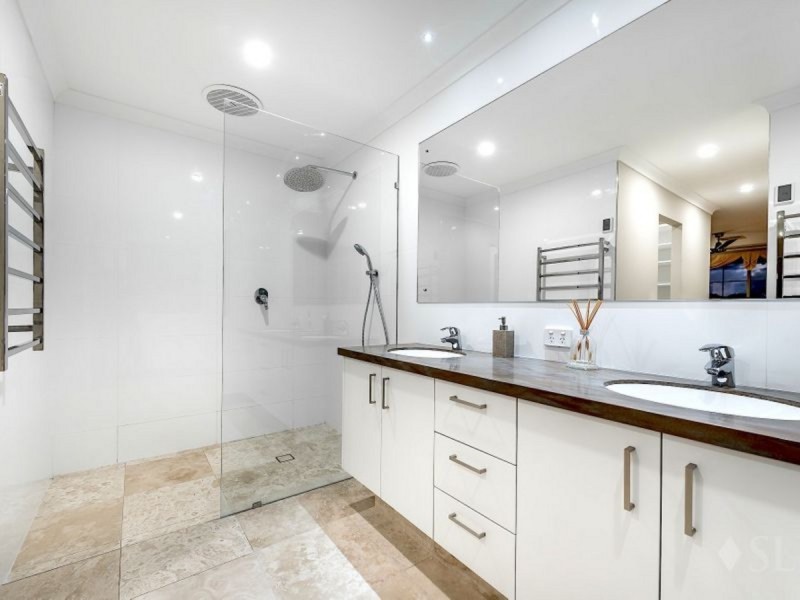 16 Harbour Town Heights, Connolly WA 6027