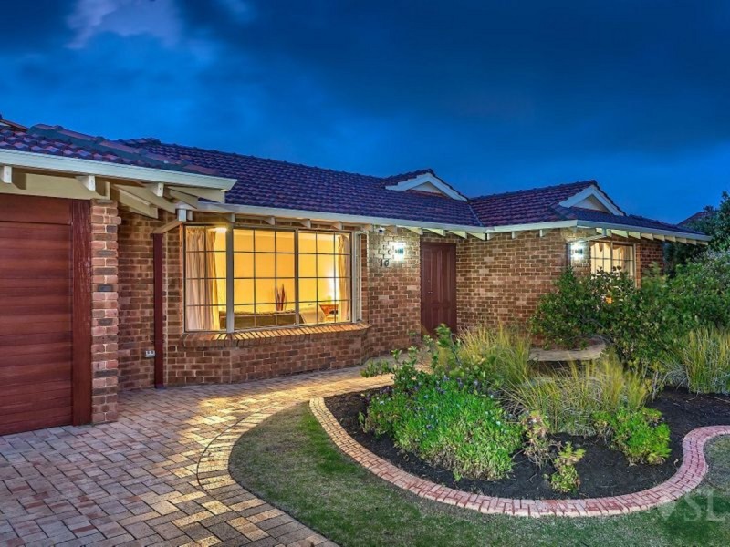 16 Harbour Town Heights, Connolly WA 6027