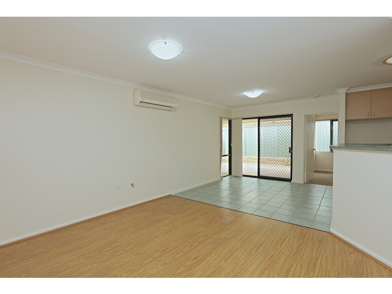 4/2 Camberwell Road, Balga WA 6061