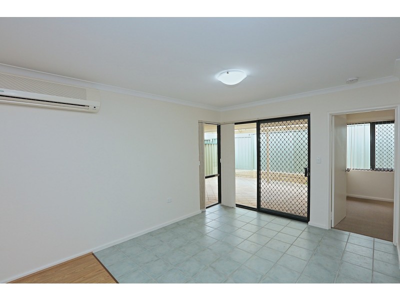 4/2 Camberwell Road, Balga WA 6061