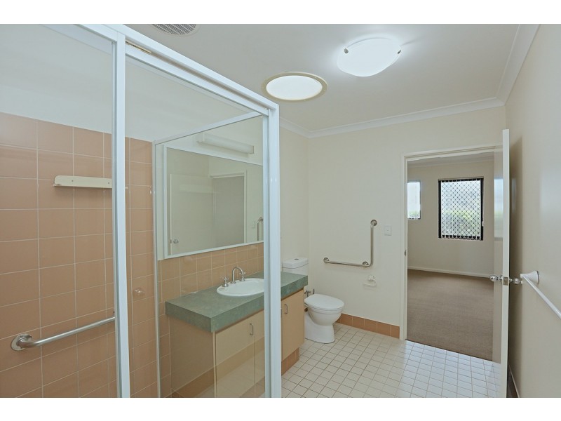 4/2 Camberwell Road, Balga WA 6061