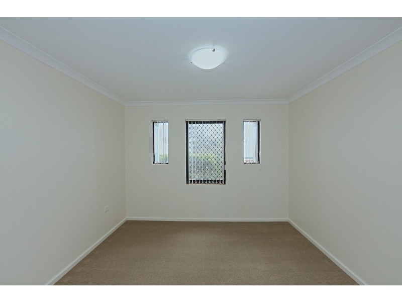 4/2 Camberwell Road, Balga WA 6061