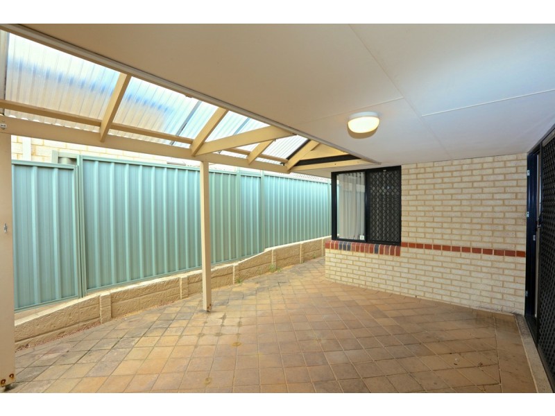 4/2 Camberwell Road, Balga WA 6061