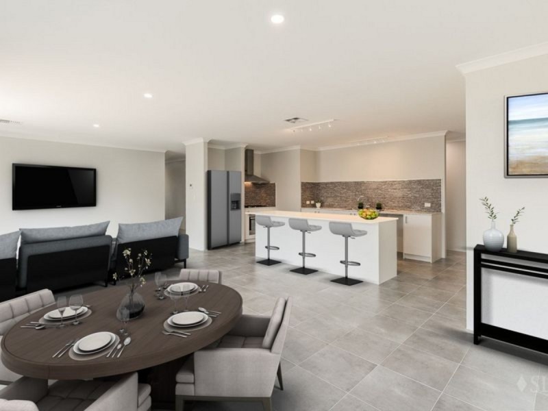 13 Campden Loop, Parmelia WA 6167