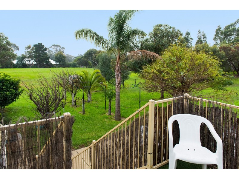 64 Kelvin Road, Wattle Grove WA 6107