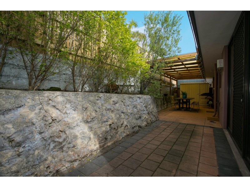 8/18 Minilya Avenue, White Gum Valley WA 6162